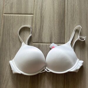 La SENZA Classic White Padded Push up Bra 32C